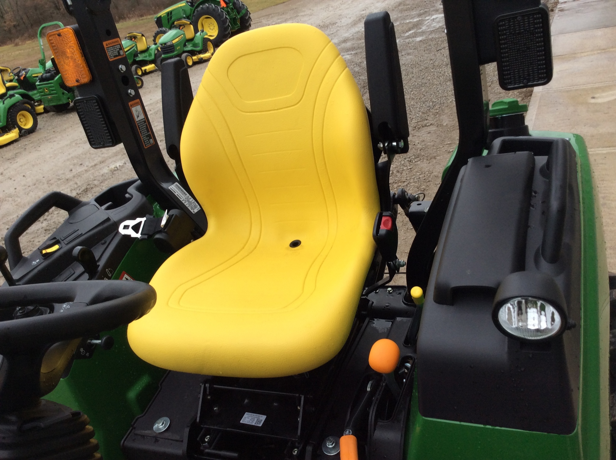 2026 John Deere 2038R Image 3