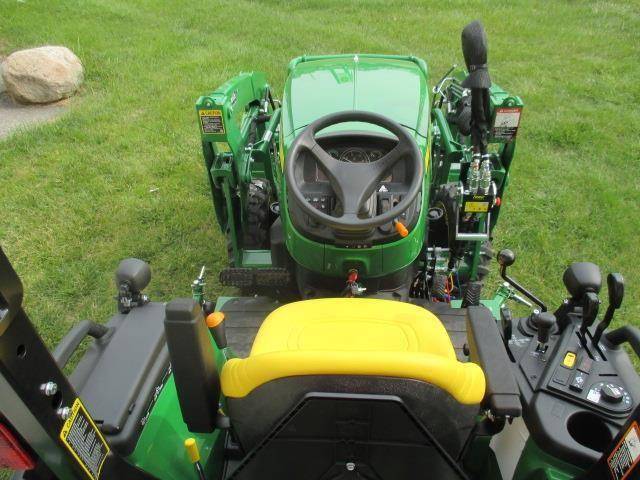 2026 John Deere 2038R Image 7
