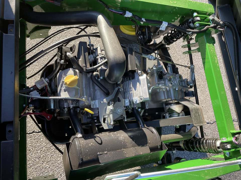 2025 John Deere TX 4X2 Image 5