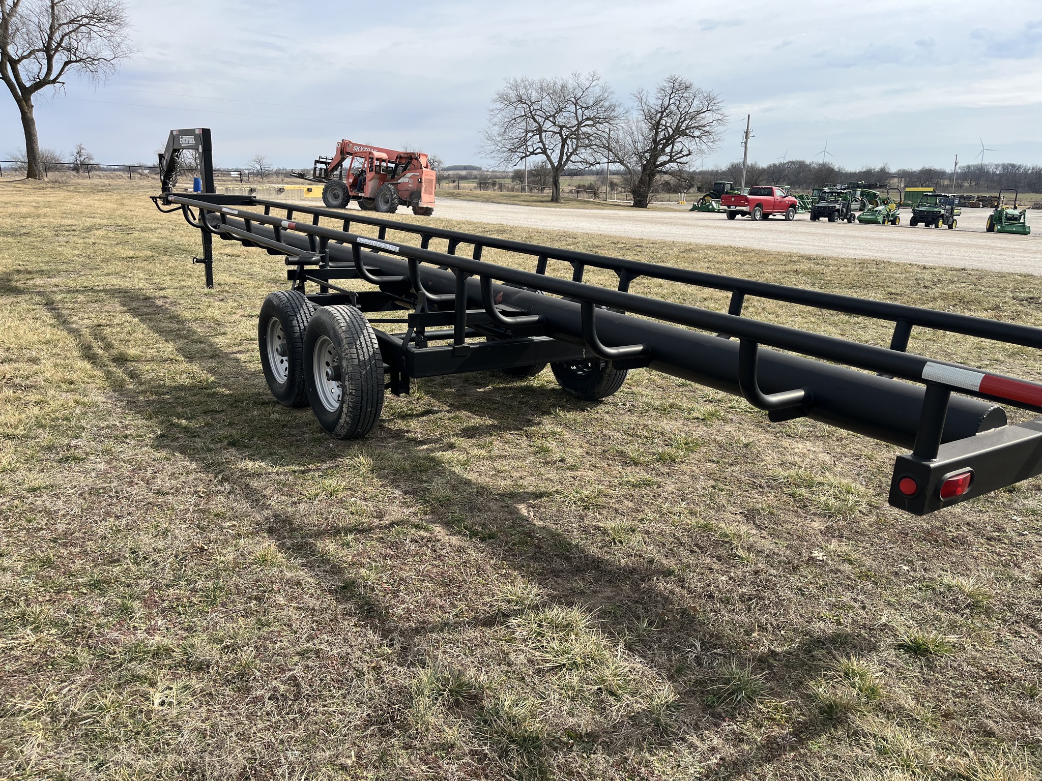  2022 E-Z Trail G32 EZ HAUL HAY HANDLER 32' at Heritage Tractor in Lockwood, MO