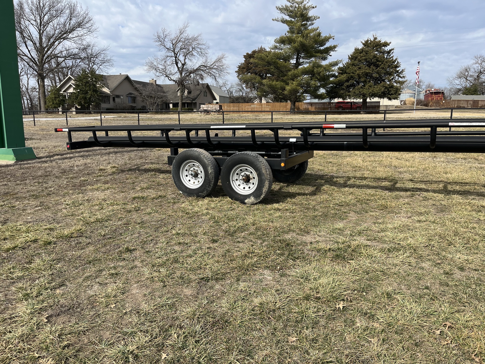  2022 E-Z Trail G32 EZ HAUL HAY HANDLER 32' at Heritage Tractor in Lockwood, MO