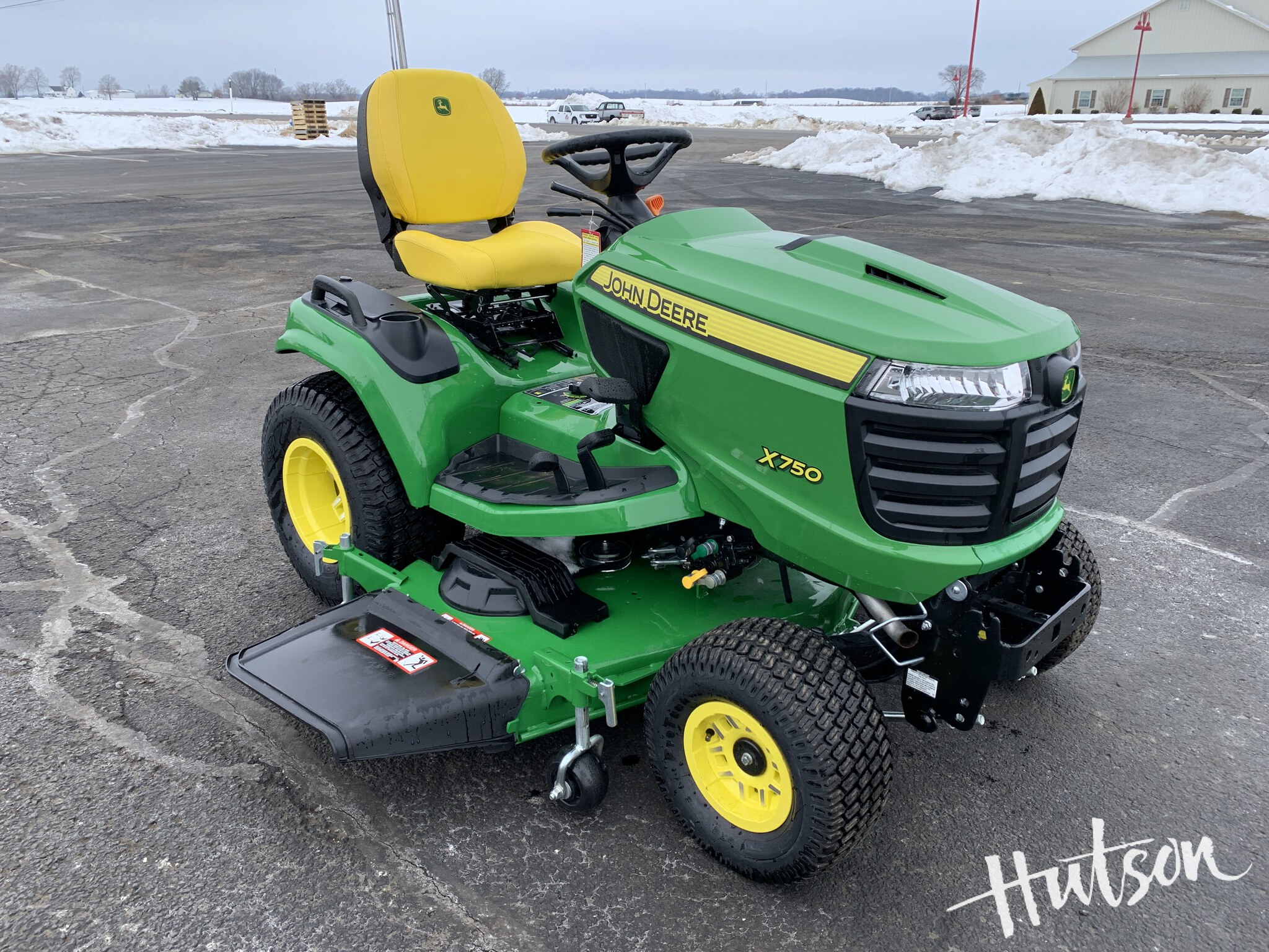 2024 John Deere X750