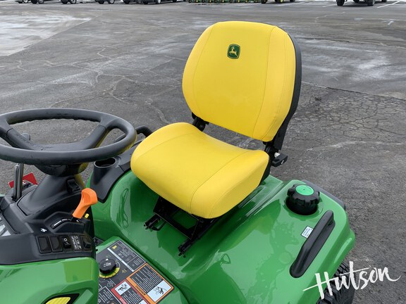 Photo of 2024 John Deere X750