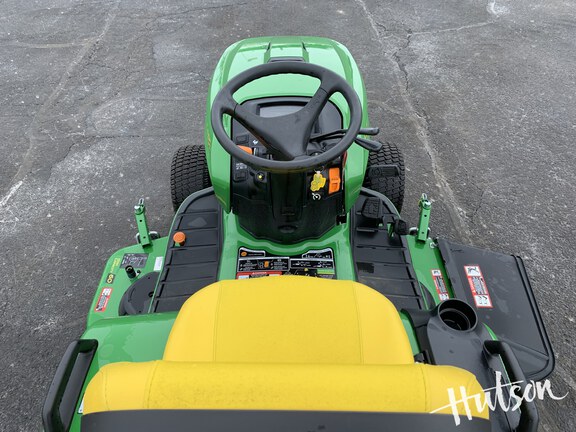 Photo of 2024 John Deere X750