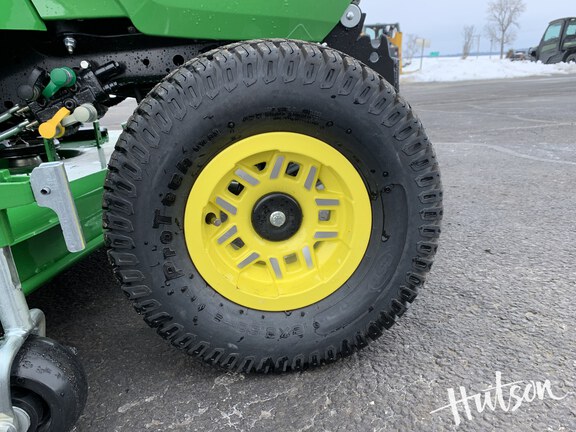 Photo of 2024 John Deere X750