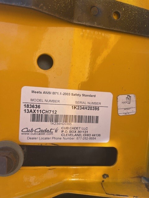 Cub Cadet LT1045 Image 2