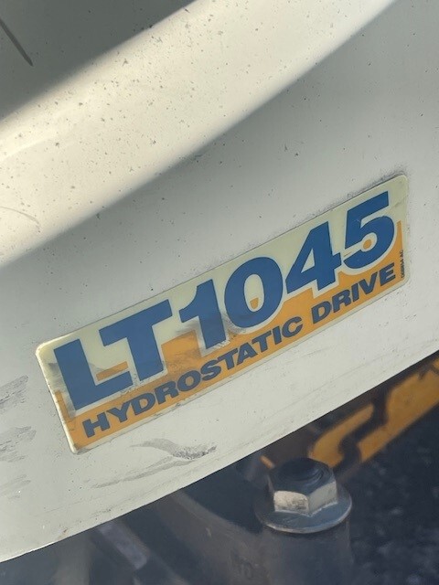 Cub Cadet LT1045 Image 4