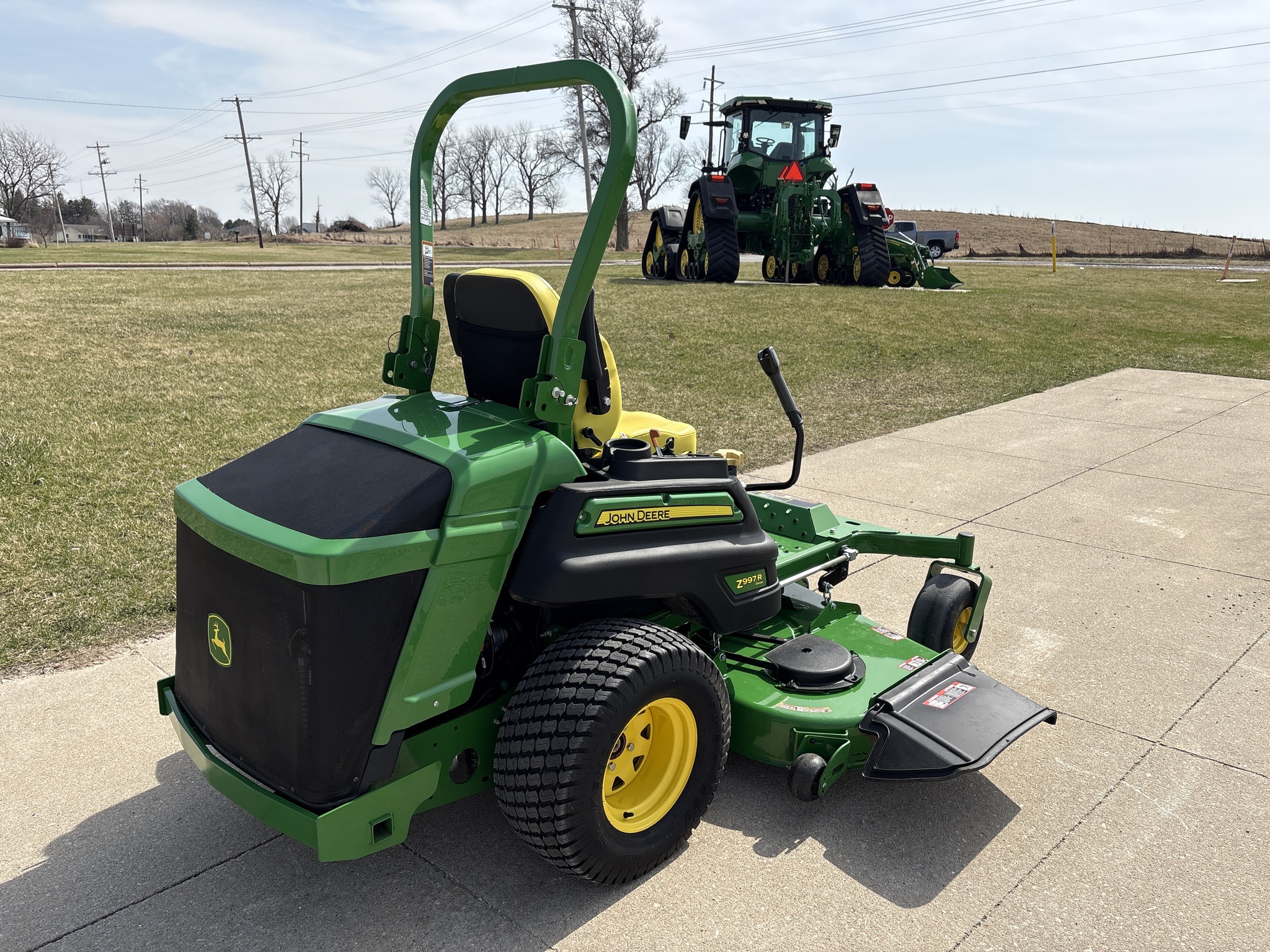  2025 John Deere Z997R at Heritage Tractor in Geneseo, IL