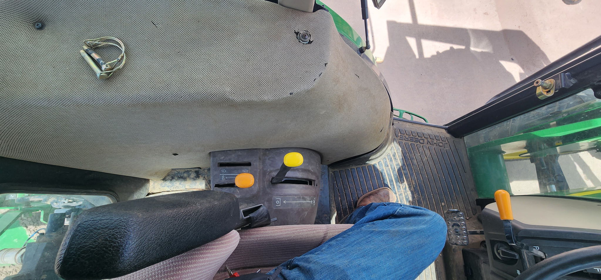 2003 John Deere 5420 Image 6