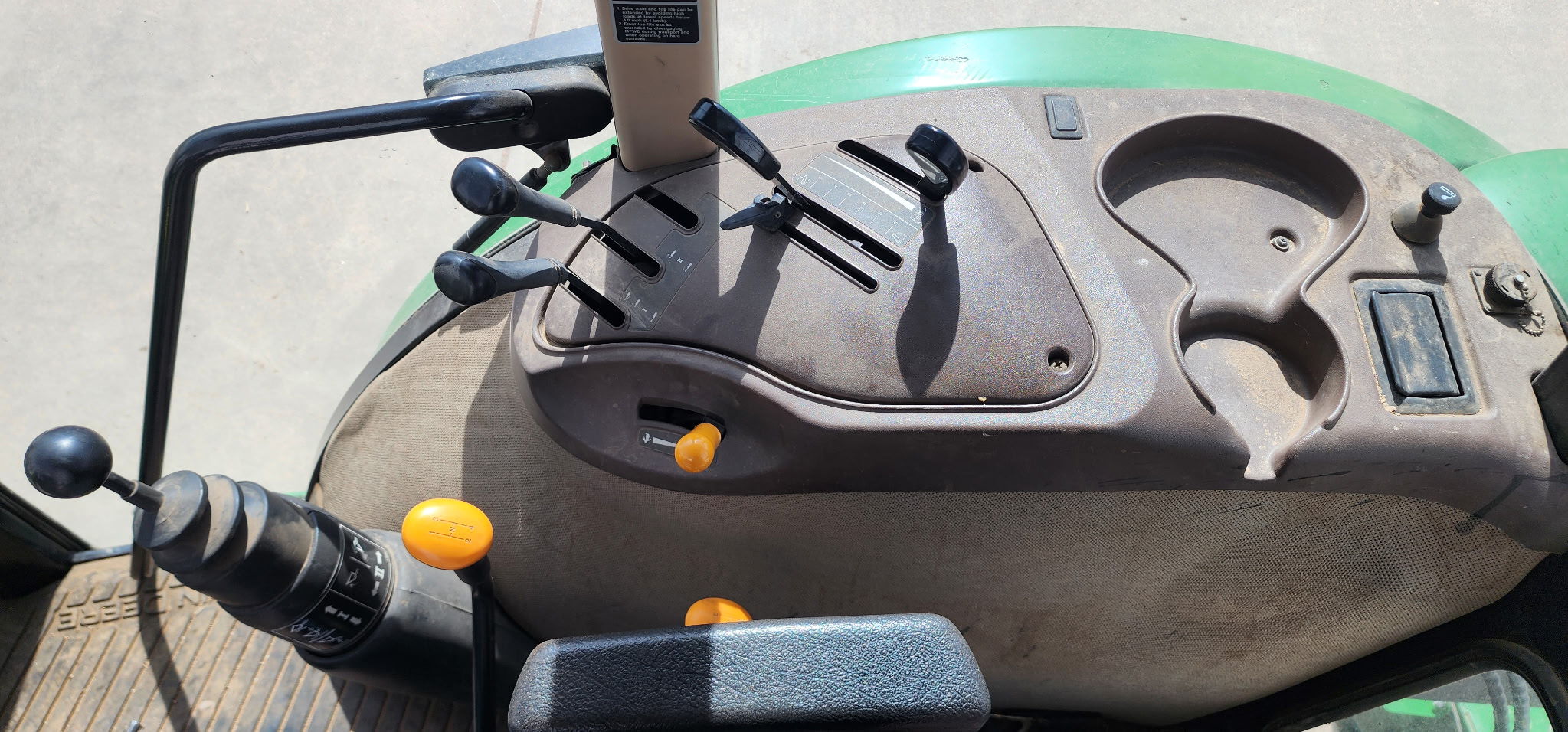 2003 John Deere 5420 Image 4