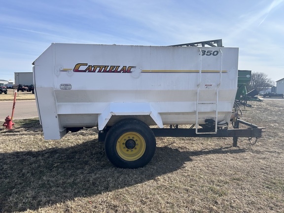2003 Cattlelac 350 Used Equipment
