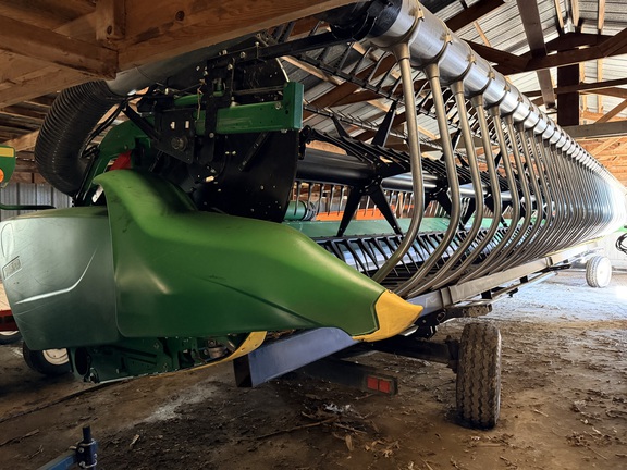 Photo of 2019 John Deere 745FD