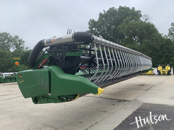 Photo of 2019 John Deere 745FD