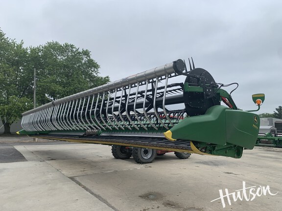 Photo of 2019 John Deere 745FD