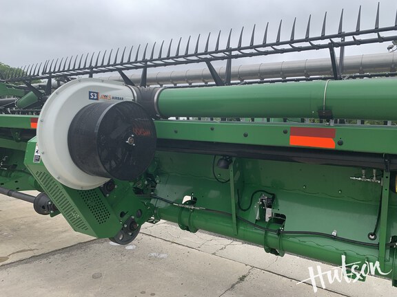 Photo of 2019 John Deere 745FD