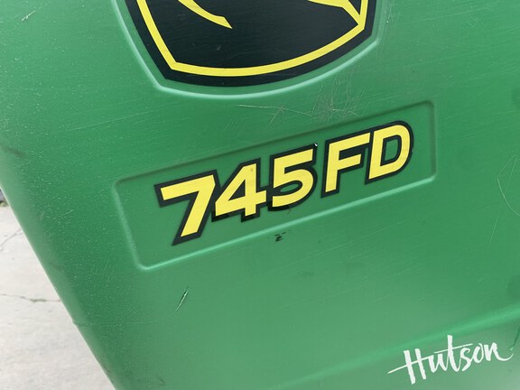 Photo of 2019 John Deere 745FD