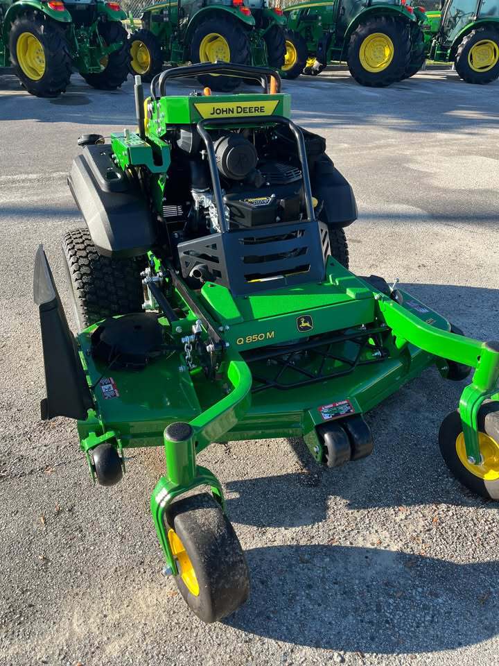 John Deere Q850M Image 1