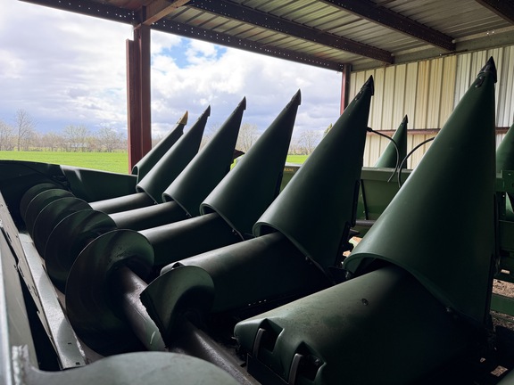 Photo of 2023 John Deere C12R