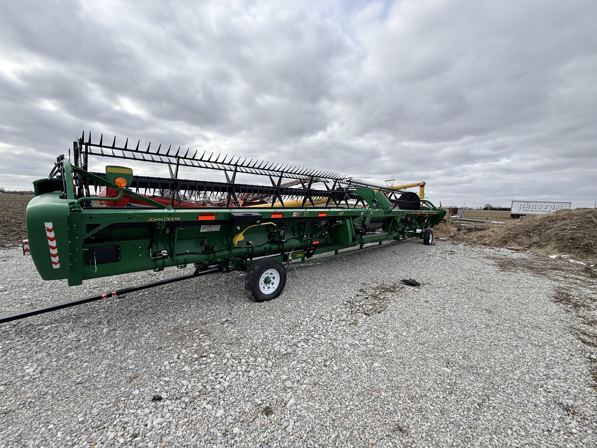 2019 John Deere 745FD Image 3