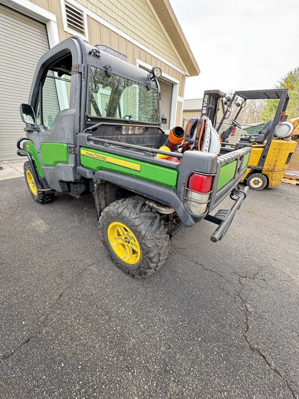 2017 John Deere XUV 825I GREEN Image 3
