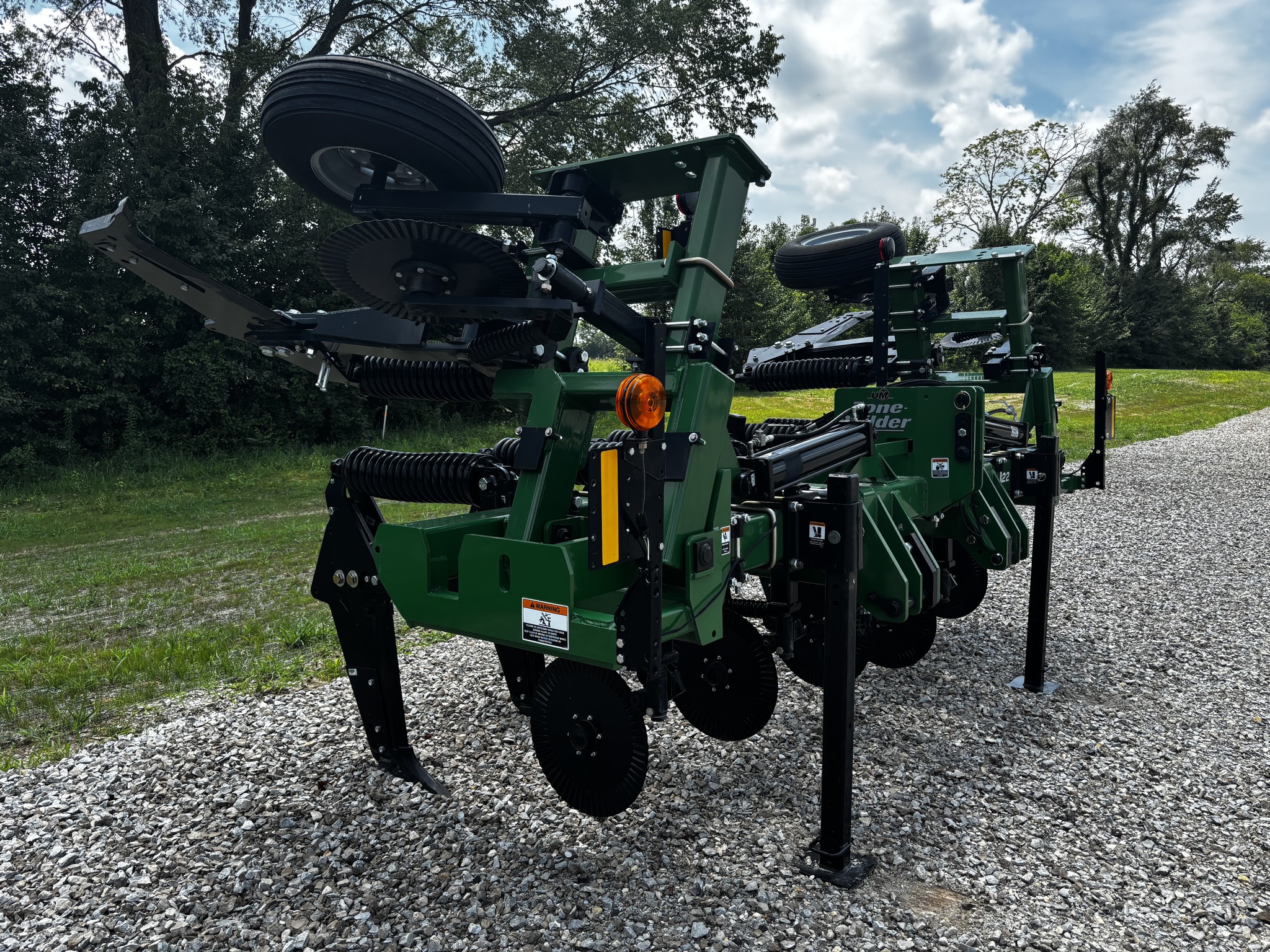 Used 2023 Unverferth 122 Rippers at Koenig Equipment in Knightstown, IN - PhotoXL3