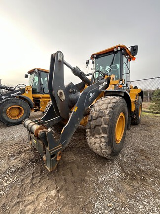 Photo of a 2024 John Deere 544 P