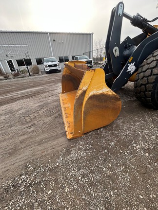 2024 John Deere 544 P