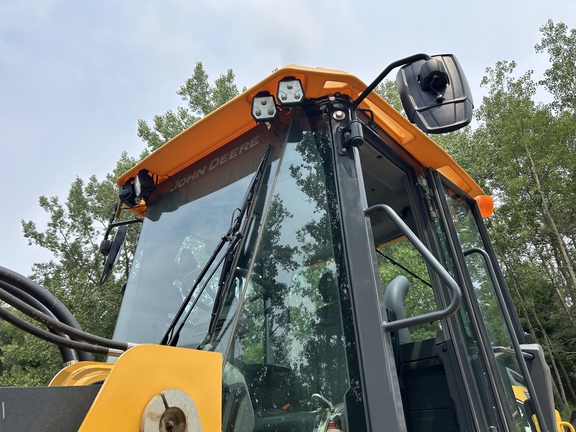2024 John Deere 544 P