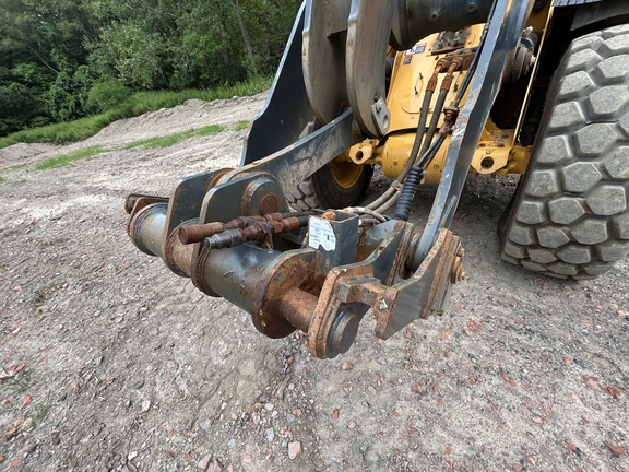 2024 John Deere 544 P