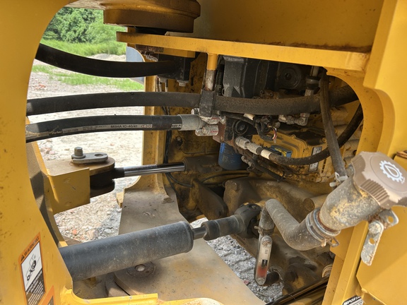 2024 John Deere 544 P