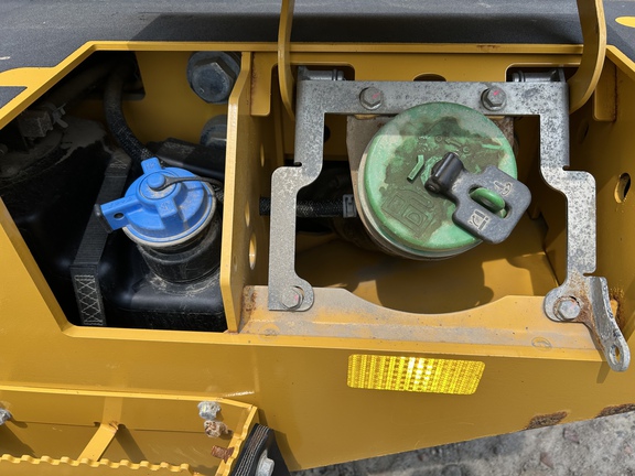 2024 John Deere 544 P