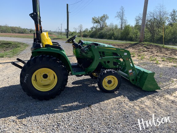 Photo of 2025 John Deere 3032E