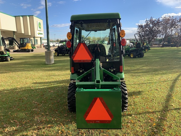 Used 2021 John Deere 1025R Compact Utility Tractors at Horizon Ag & Turf in Edmonton West, AB - Photo8