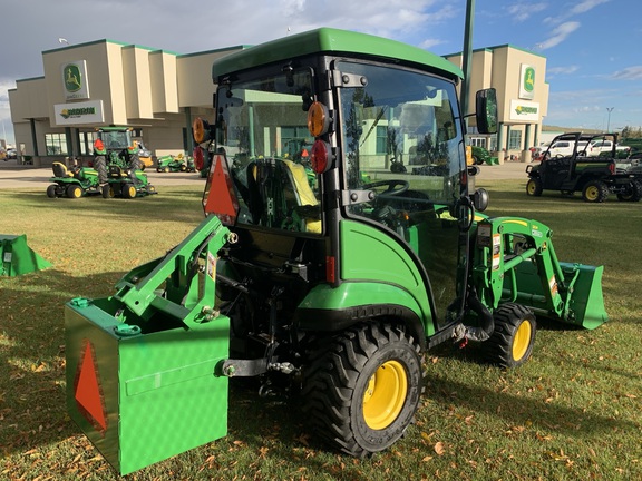 Used 2021 John Deere 1025R Compact Utility Tractors at Horizon Ag & Turf in Edmonton West, AB - Photo9