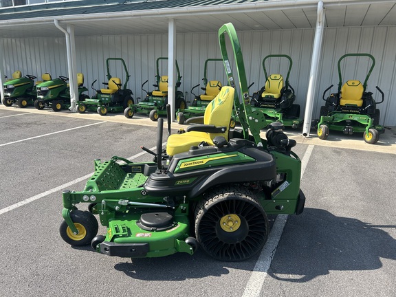 2025 John Deere Z975M