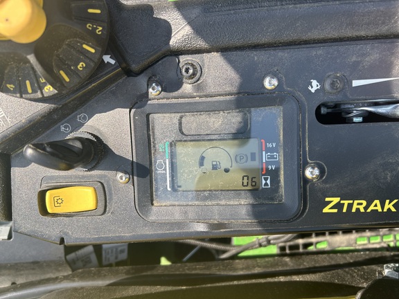 2025 John Deere Z975M