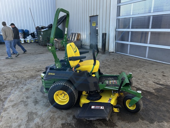 Used 2021 John Deere Z530M Zero Turn Mowers at Horizon Ag & Turf in High Prairie, AB - Photo3