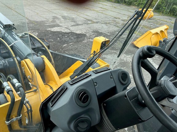 2024 John Deere 644 G