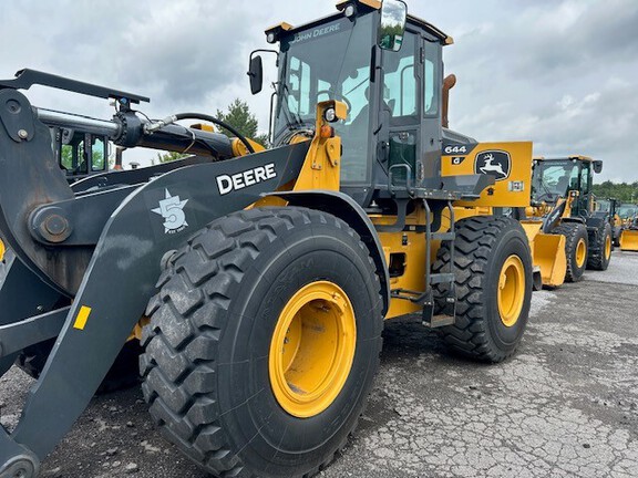 Photo of 2024 John Deere 644 G