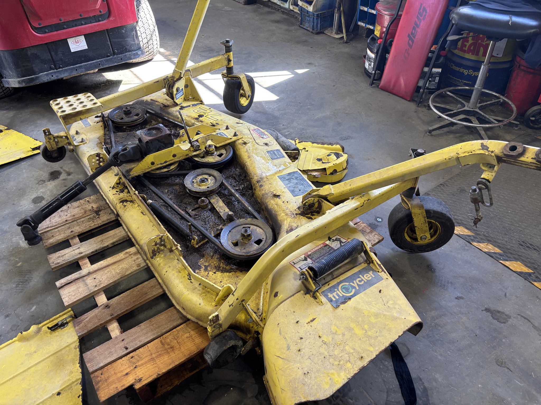 Used 1994 John Deere F932 Commercial Front Mowers at Koenig Equipment in Botkins, OH - PhotoXL12