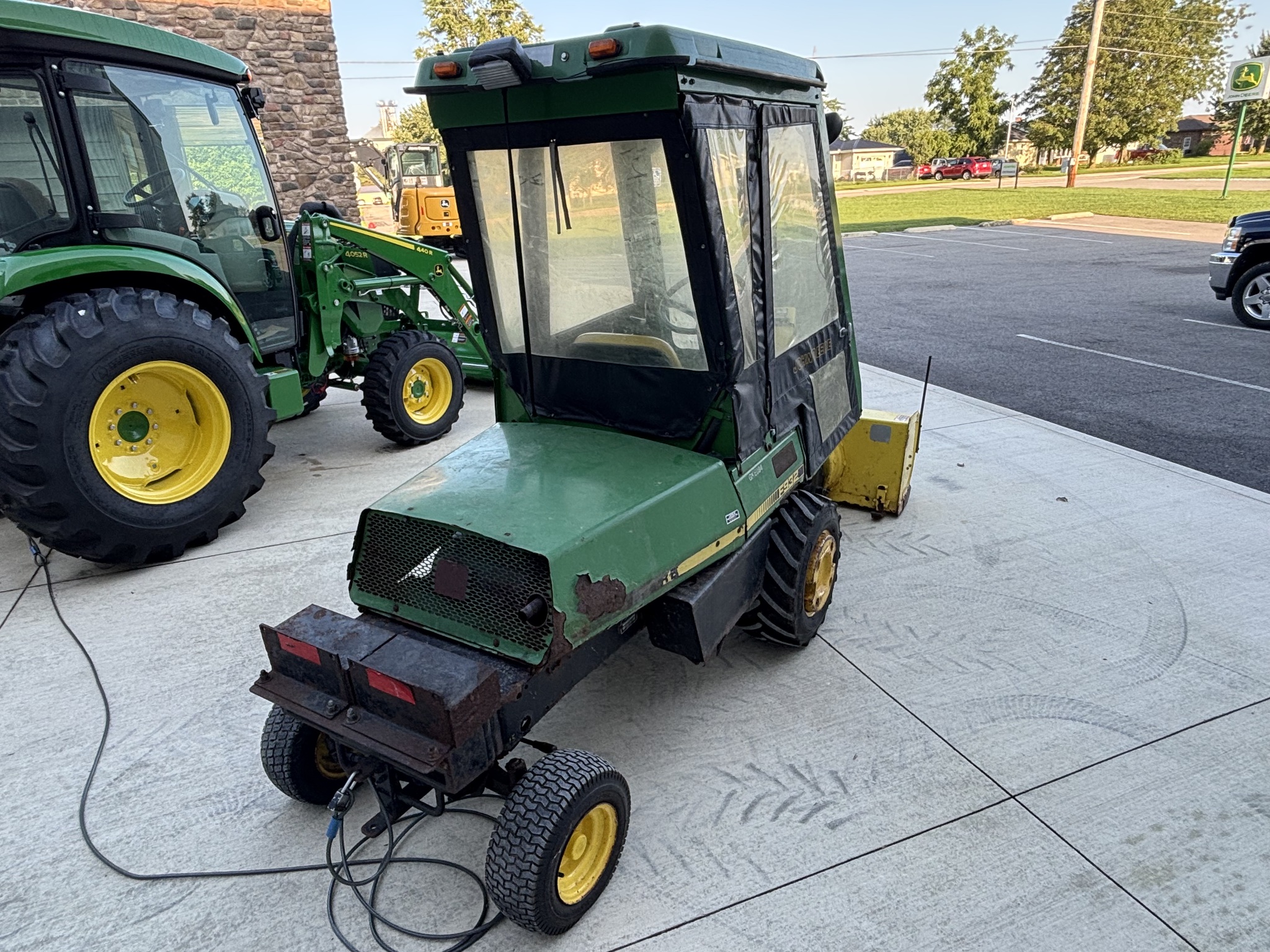 Used 1994 John Deere F932 Commercial Front Mowers at Koenig Equipment in Botkins, OH - PhotoXL3