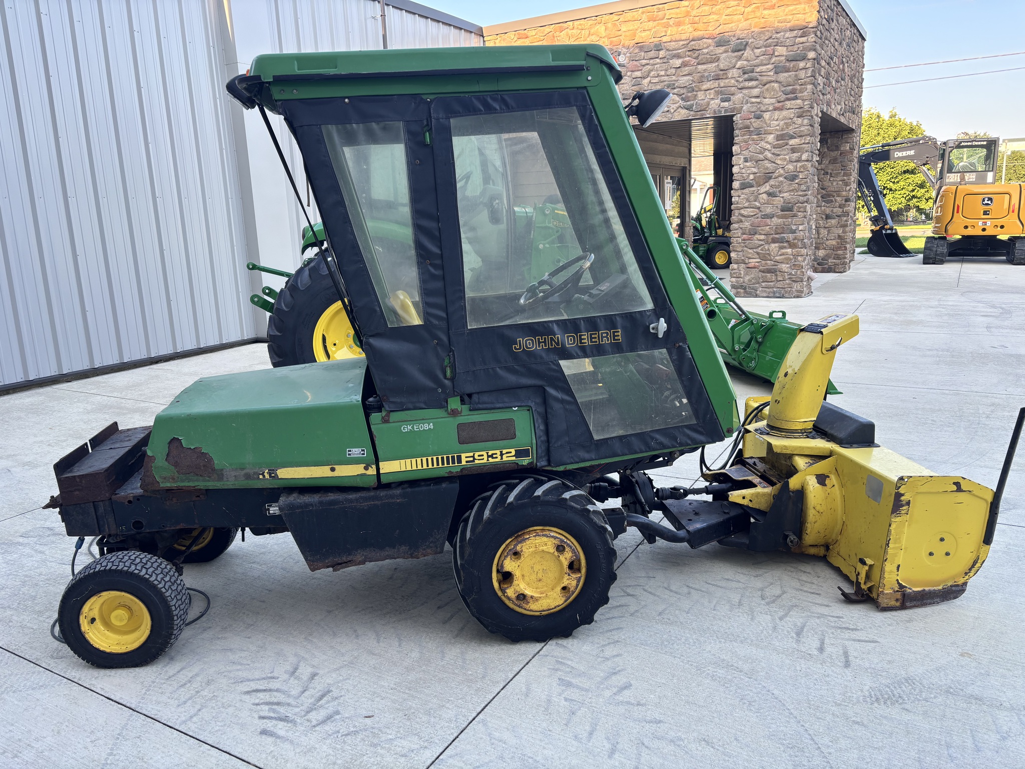 Used 1994 John Deere F932 Commercial Front Mowers at Koenig Equipment in Botkins, OH - PhotoXL2