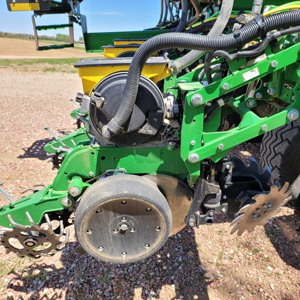 2023 John Deere DB80 (24th thumbnail)