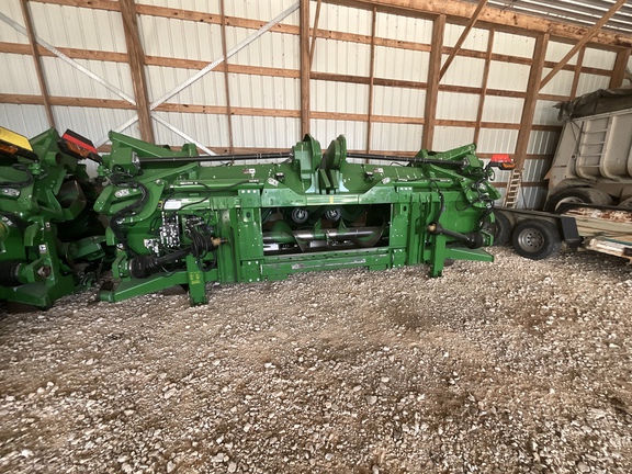 Photo of 2021 John Deere C12F