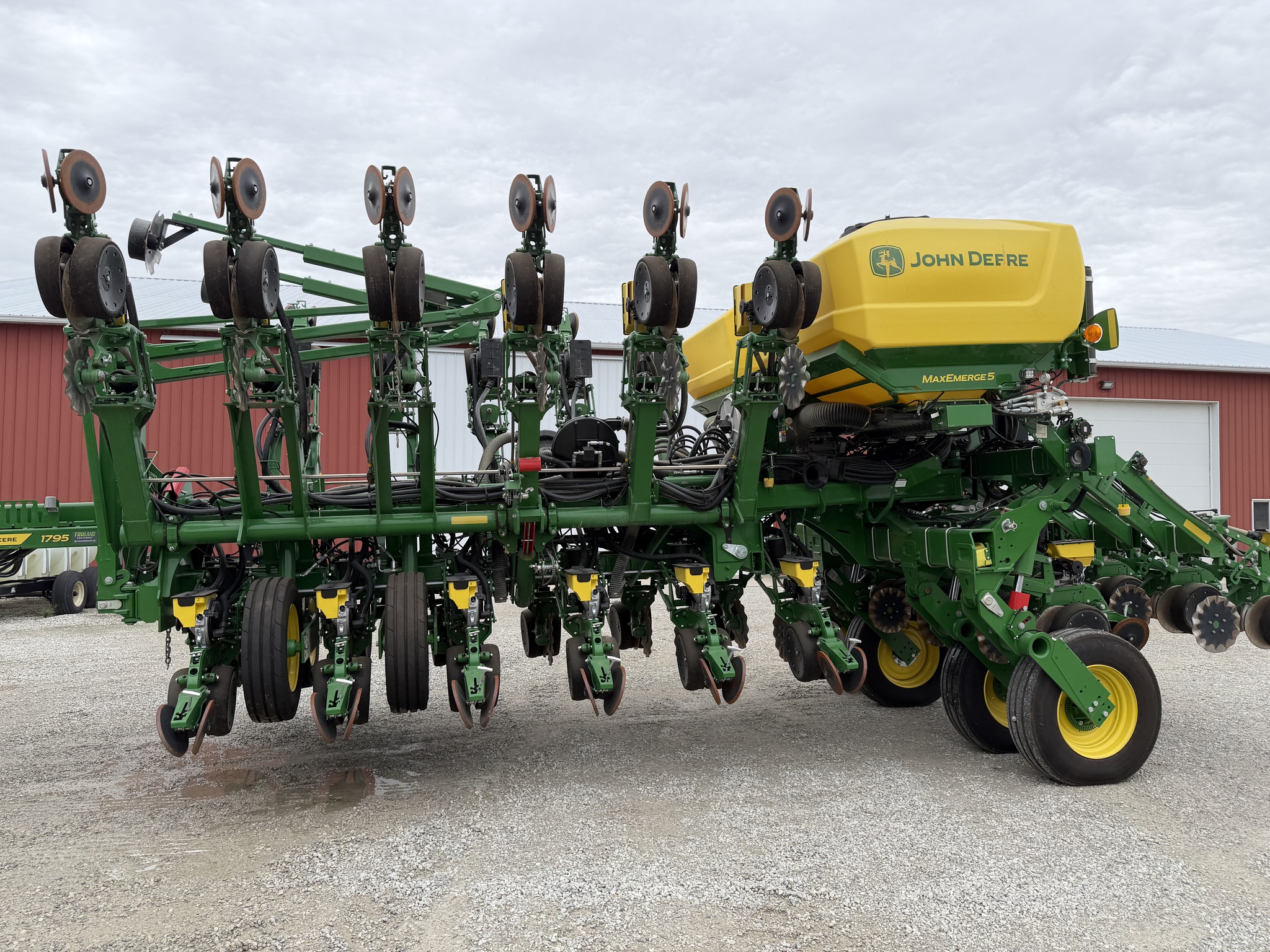 2024 John Deere 1795 Image 2