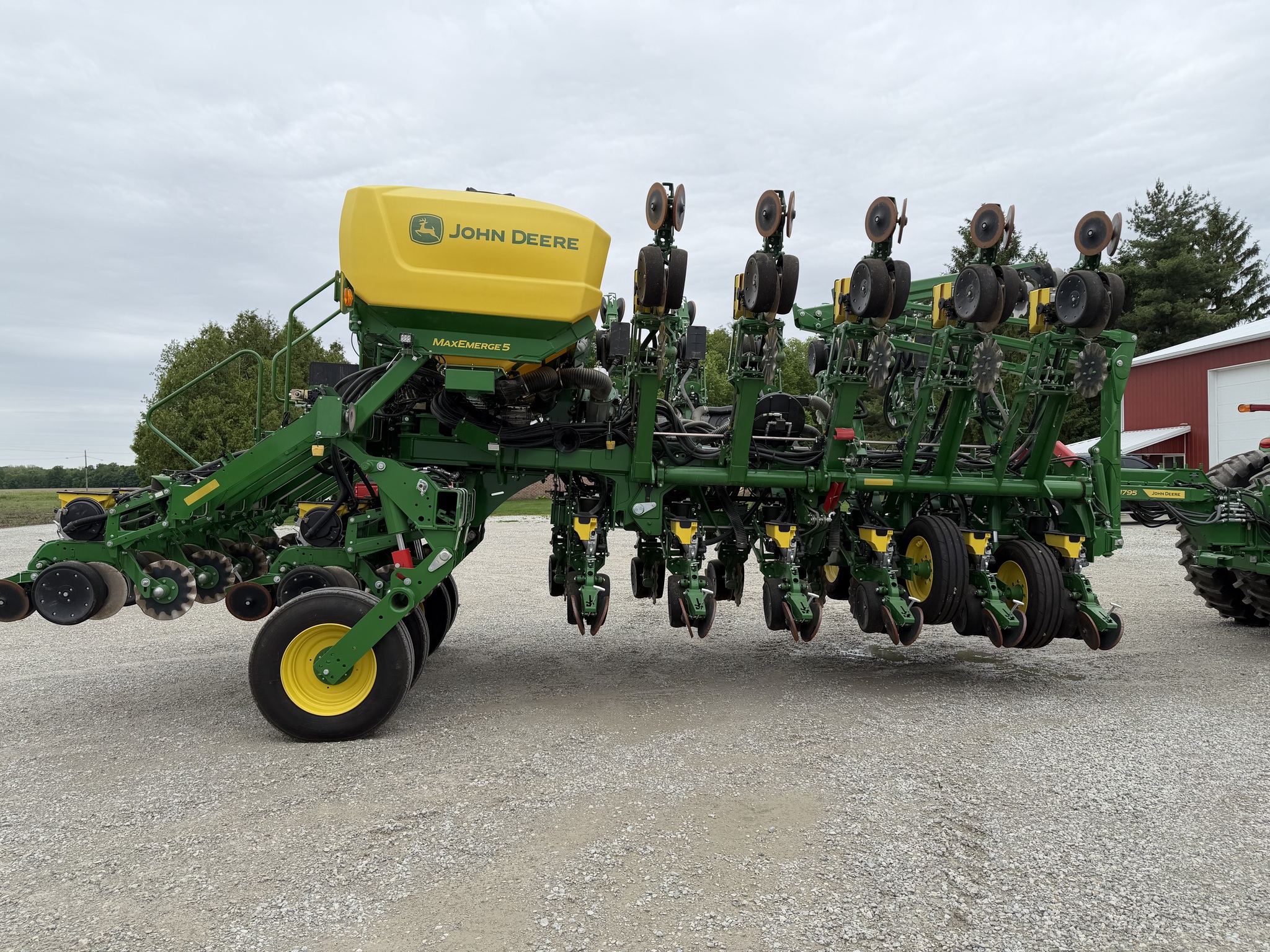 2024 John Deere 1795 Image 6