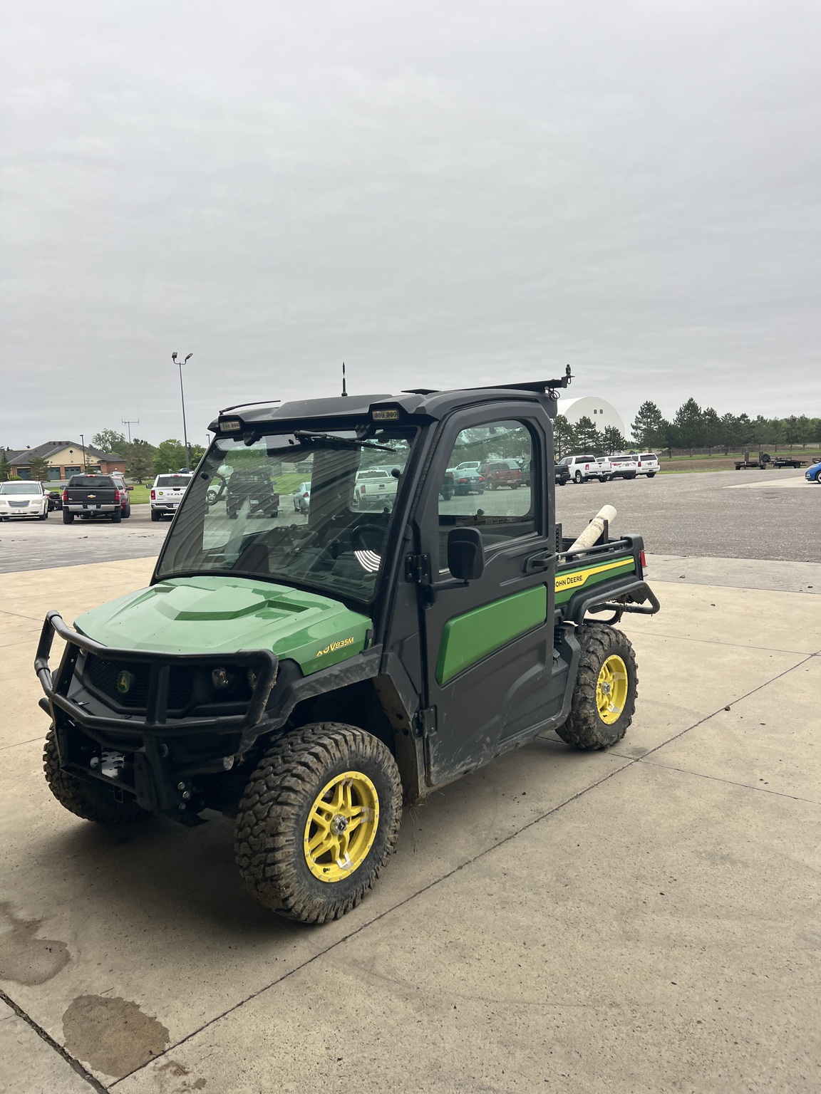 2023 John Deere XUV 835M Image 1