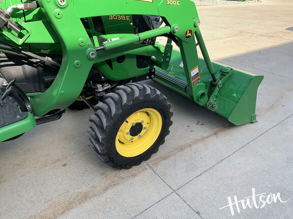 Photo of 2022 John Deere 3038E