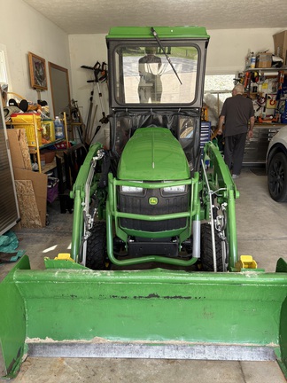 Photo of 2025 John Deere 1025R