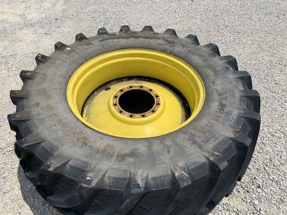 Photo of PETLAS 650/65R38